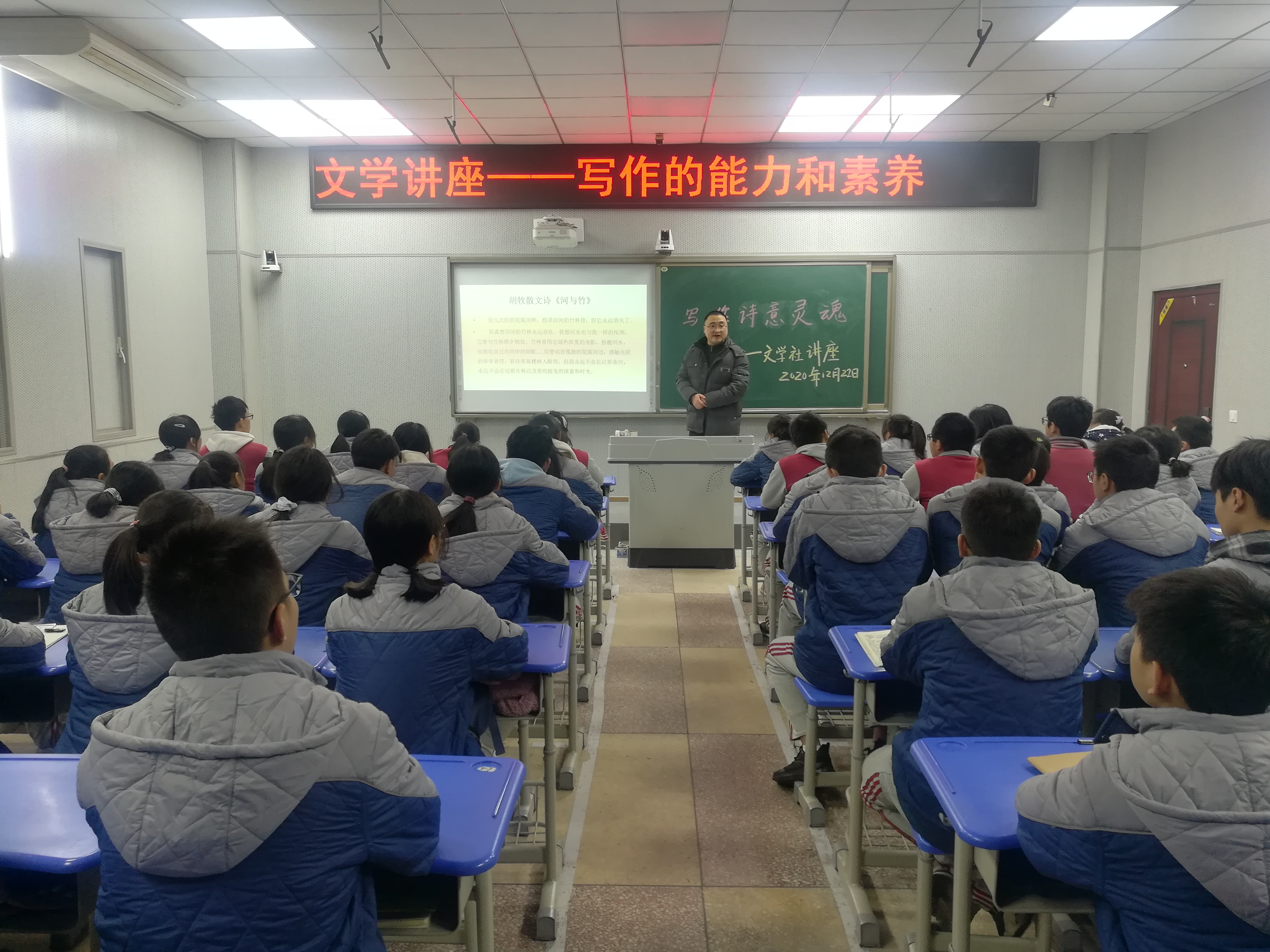 1608691829558047037.jpg 00.jpg