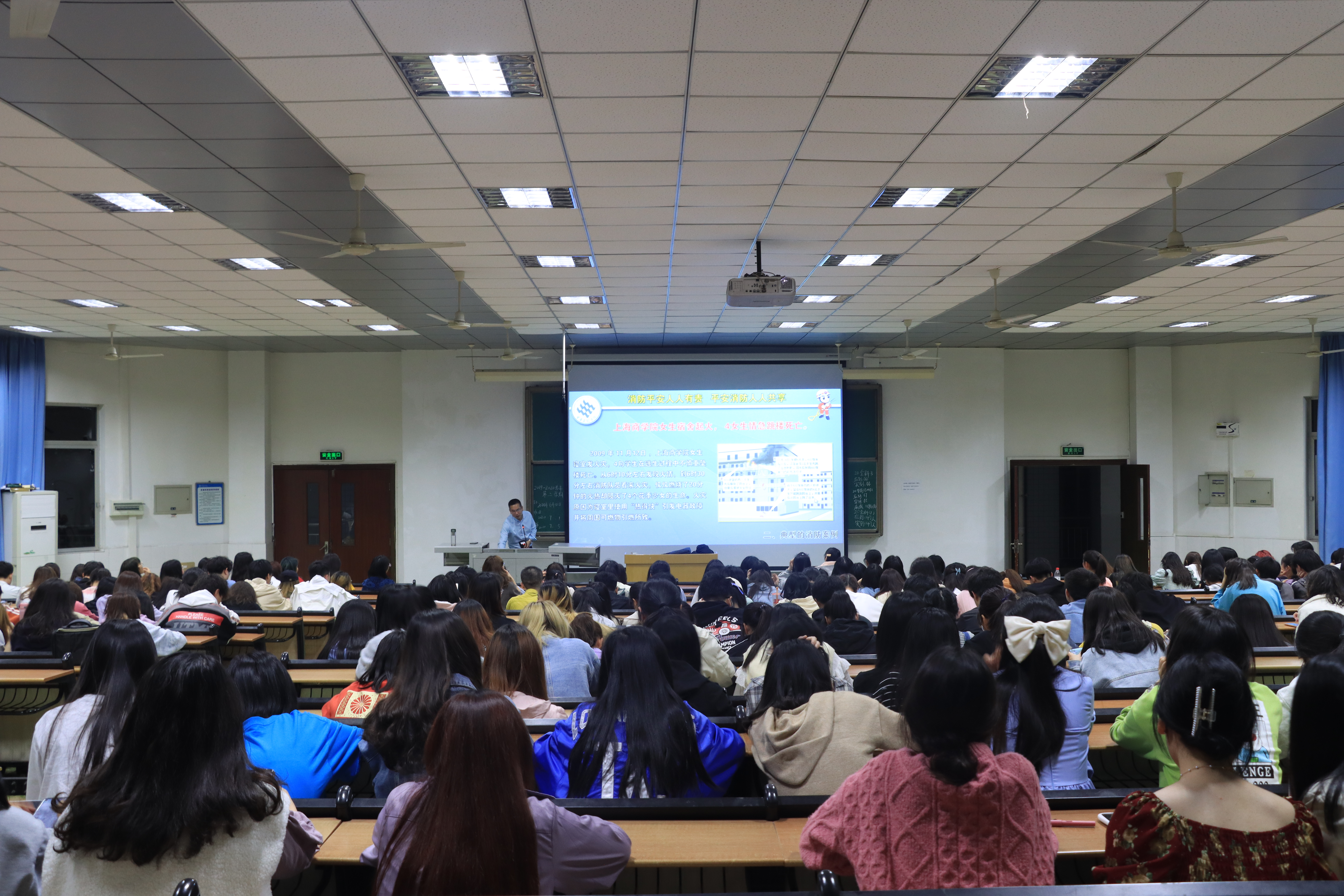 1617158216834001780.jpg IMG_3029.jpg