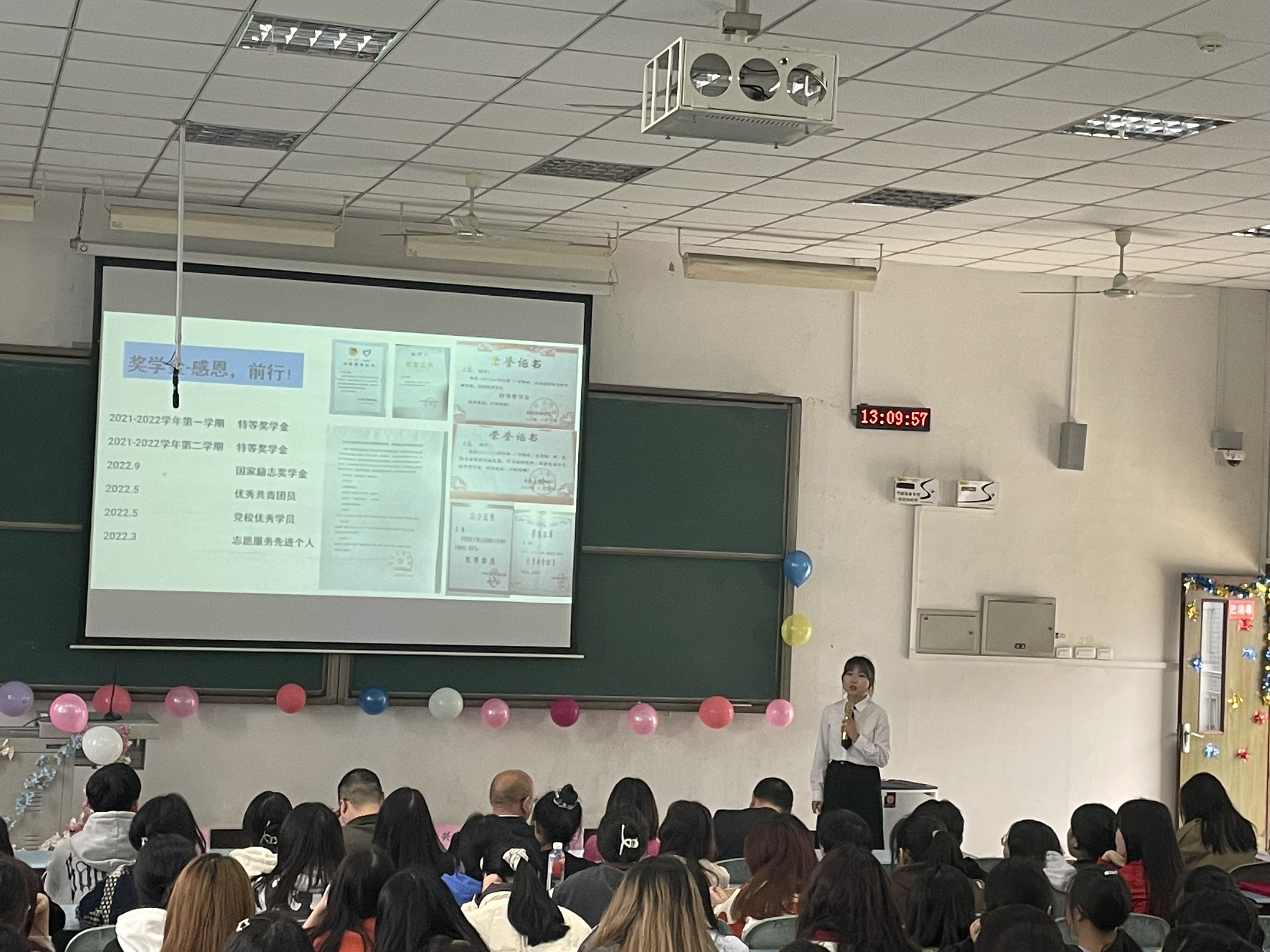 Gcdy_1679013345499020675.png FD9AAB2D146AD52E5ACAF5B22371A951.png