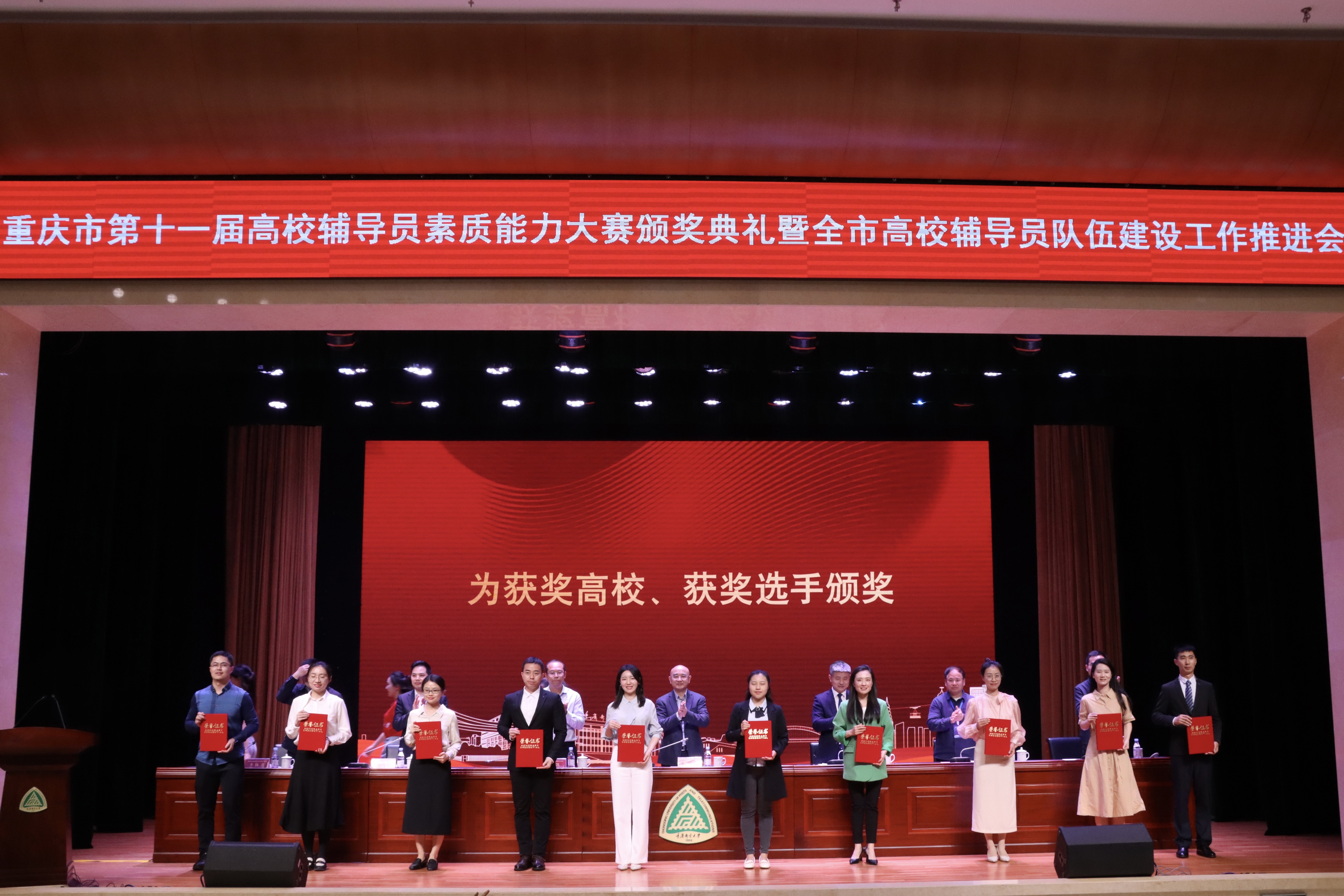 ZMLg_1682414165478017962.jpg A408FB27BC690E4CD983702E7CBA72B1.jpg