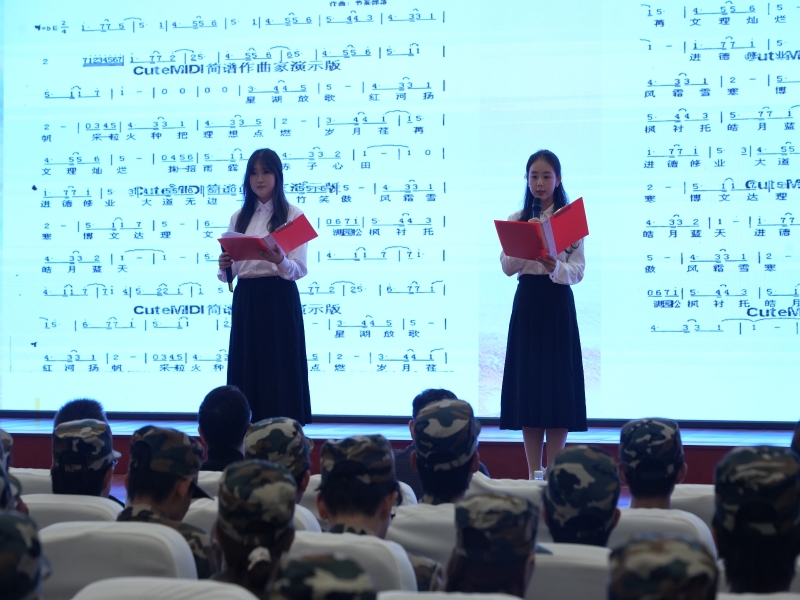 师生共同创作校歌的故事读档人 王佳怡 (1).jpg