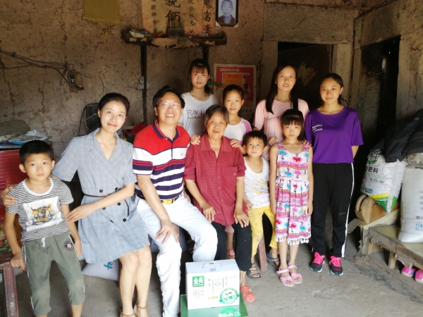 1536738873495042613.jpg IMG_3959.jpg